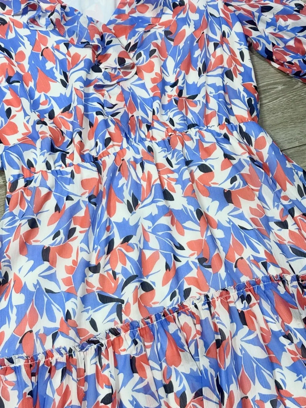Lauren Ralph Lauren Georgette Floral Ruffle V-Neck Knee Length Dress